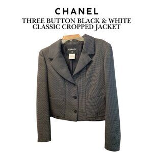 CHANEL classic black & white stripe cropped jacket. Authentic. LIKE NEW!